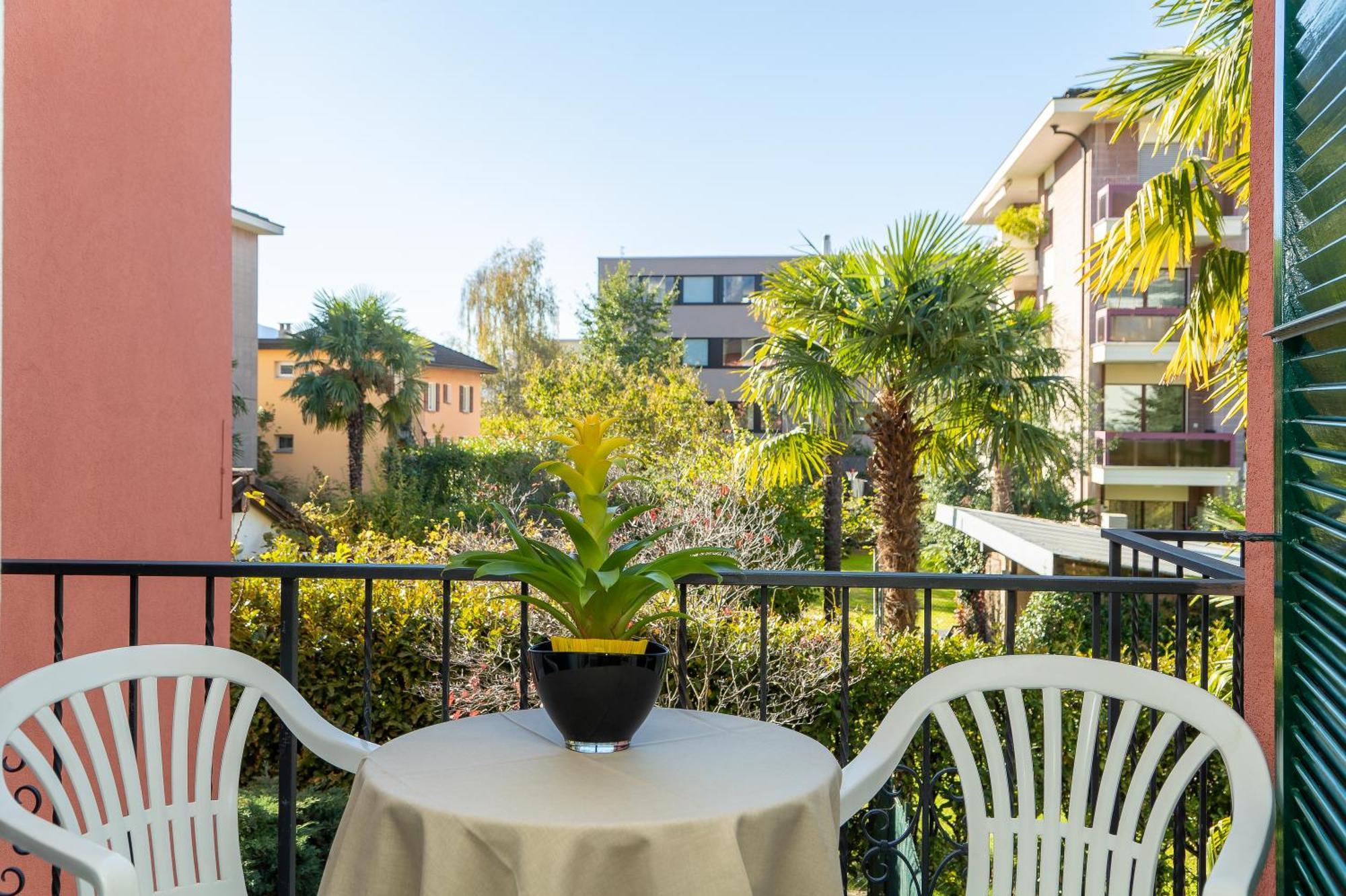 Hotel Garni Dei Fiori Ασκόνα Εξωτερικό φωτογραφία